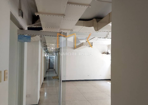 En Venta Edificio Comercial Industrial La Urbina Municipio Sucre Caracas