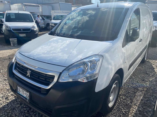 Imagen 1 de 8 de Peugeot Partner 2017 1.6 Hdi Maxi Mt