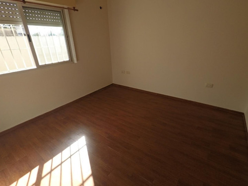 Imagen 4 de 7 de Departamento 2 Ambientes Con Patio Villa Bosch