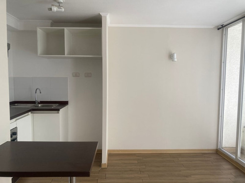 Se Arrienda Acogedor Departamento De Un Dormitorio Balcón