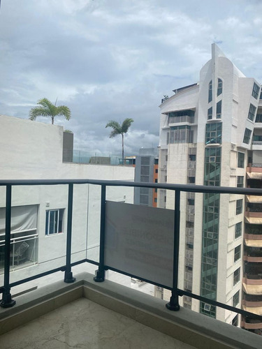 Apartamento En Alquiler Y Venta, Ubicado En Evaristo Morales