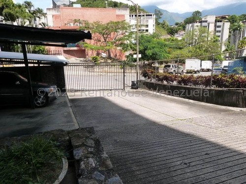 Apartamento Con Excelente Mantenimiento Y En Edificio En Muy Buenas Condiciones San Luis 24-9708 - Jca