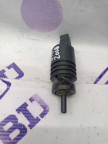 Bomba Chisgueteros Vw Bora Std 2.5l 06-10