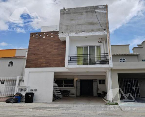 Casa En  Venta En Cancun Lzj6823