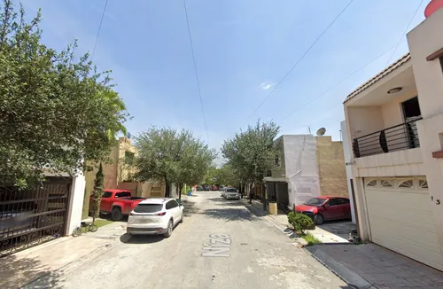 Venta De Casa En Calle Niza, General Escobedo Nl. Sh05