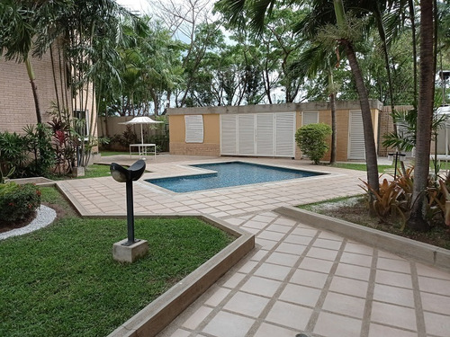 Imagen 2 de 14 de Yoligar Useche - Vende Apartamento En El Trigal Norte