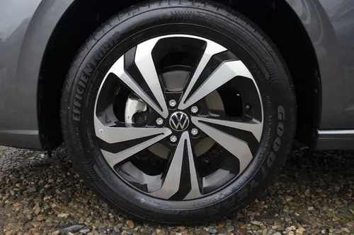 Volkswagen Virtus Comforline Select
