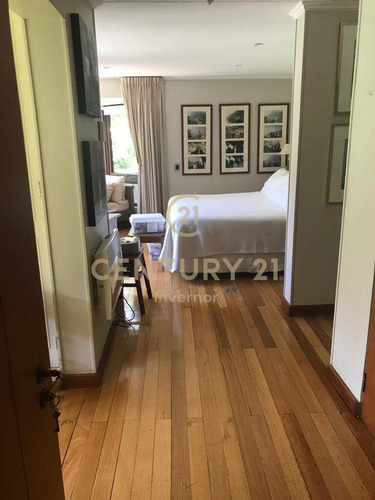 Acogedora Casa En El Huinganal