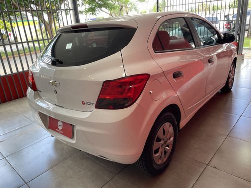 Chevrolet Onix ONIX HATCH Joy 1.0 8V Flex 5p Mec.