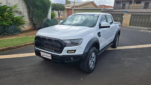 Ford Ranger 2.2 XLS 4X4 CD 16V DIESEL 4P AUTOMÁTICO