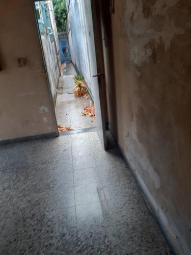 Imagen 2 de 7 de Departamento De Pasillo Único
