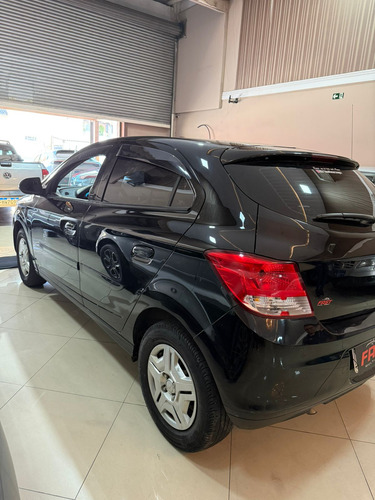 Chevrolet Onix 1.0 Lt 5p