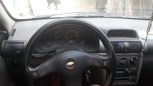 Chevrolet Corsa Clasicc 2011 Ls 1.4