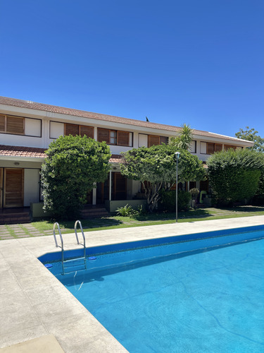 Depto Duplex 2 Dorm. Garage Cubierto Propio, B Sol Y Lago