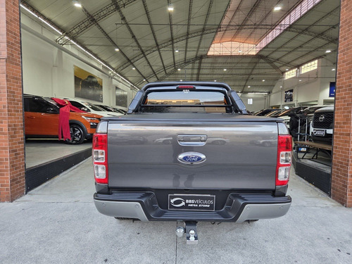 Ford Ranger 2.2 XLS 4X2 CD 16V DIESEL 4P AUTOMÁTICO
