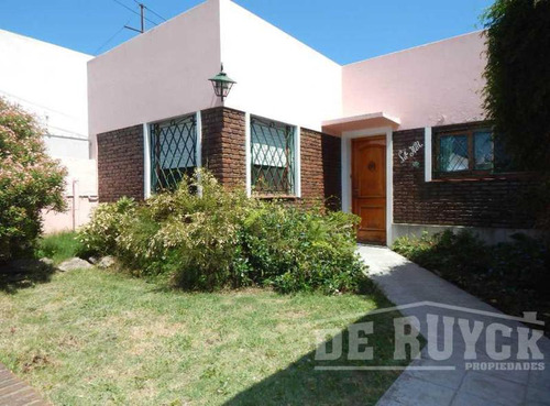 Casa En Venta En Quilmes Oeste