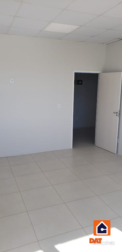 Imagem 4 de 8 de Sala Para Alugar Em Nova Rússia - 1210-l