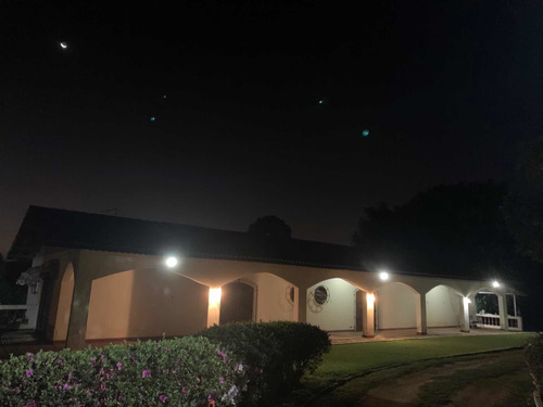 Imagem 5 de 14 de Chácara Em Suzano - Aluguel