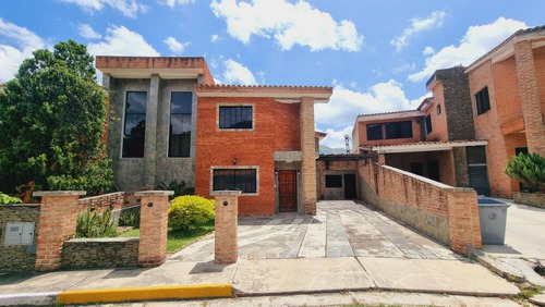 209862 Venta De Townhouse En La Entrada Naguanagua