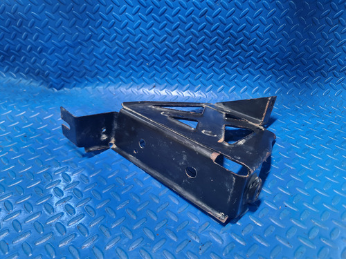 Base Soporte Computadora Transmicion Jeep Cherokee 2002 (Usado)