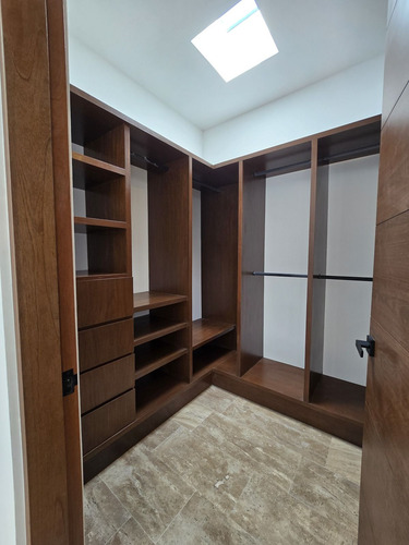 Casa De Una Planta En Privada Residencial En Xcanatun Al Norte De Merida