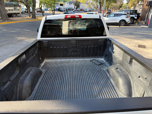 GMC Sierra 5.4 Cabina Regular Sle 4x4 At