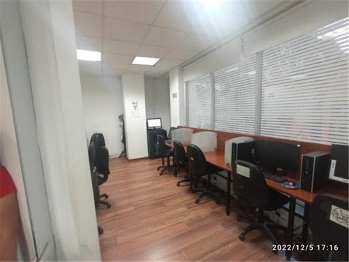 Imagen 8 de 14 de Oficinas En Arriendo Chico 90-68244