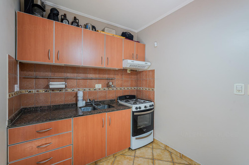 Duplex De 3 Ambientes Con Patio Y Cochera