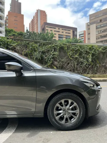 Mazda 2 1.5 Touring Mt