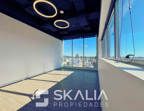 Oficina Edificio Latin Capital Concepción, 96 M2.
