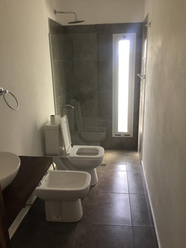 Hermoso Duplex A Estrenar 3amb. A La Calle Con Cochera A 2 Cuadras Del Mar - Camet Norte