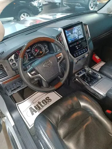 Toyota Land Cruiser 200 Lc200 2017 4.6 Vx