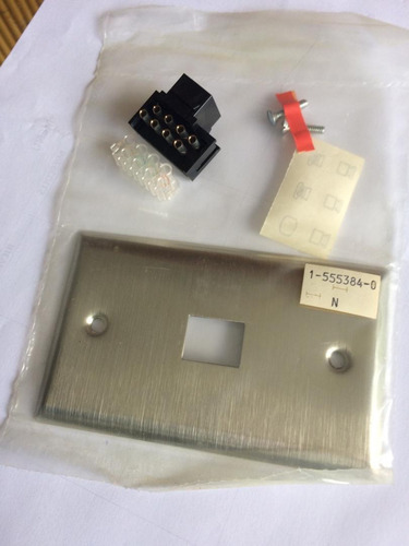 Amp-''faceplate''/2''x4''/metál./1 Puerto+1xrj45/c.5/8w