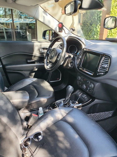 Imagem 9 de 9 de Jeep Compass 2018 2.0 Night Eagle Flex Aut. 5p