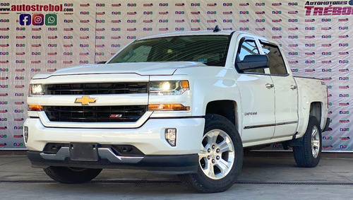 Imagen 6 de 15 de Chevrolet Cheyenne Crew Cab 2018 4x4