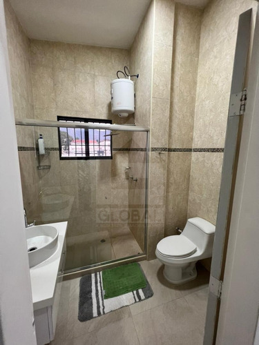 Imagen 7 de 17 de Global Vende Casa - Quinta En Urb. El Trigal Centro - Valencia (glc-789)