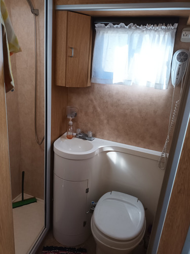 Equipado Royal Para 6 Personas Homologado Vtv Al Día Doble D