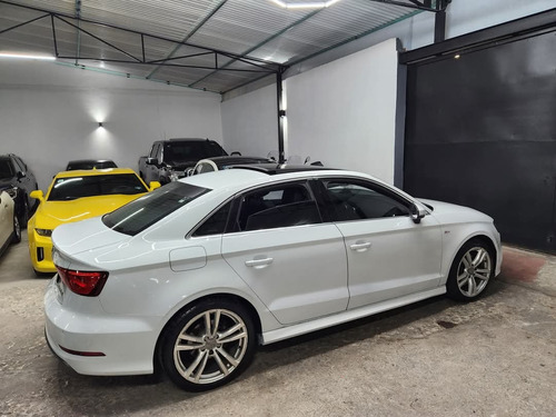 Audi A3 1.8 Sedán S Line At