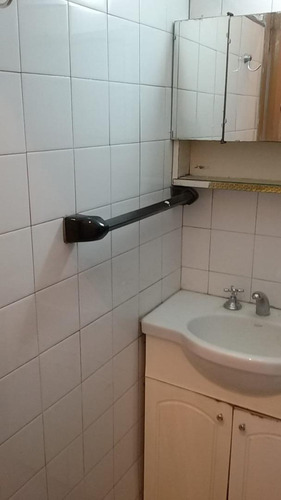 Imagen 14 de 14 de 2 Amb. Balvanera, Moreno 2200. Casa Romana, Buen Estado