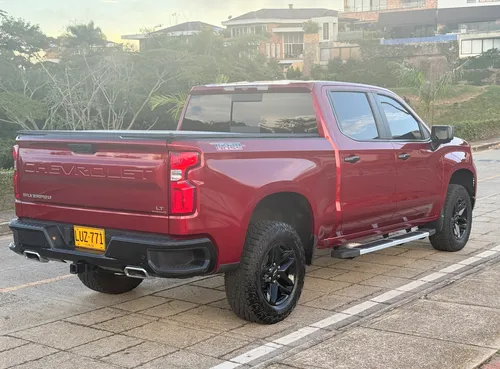 Chevrolet Silverado 5.3 Z71 4X4 At
