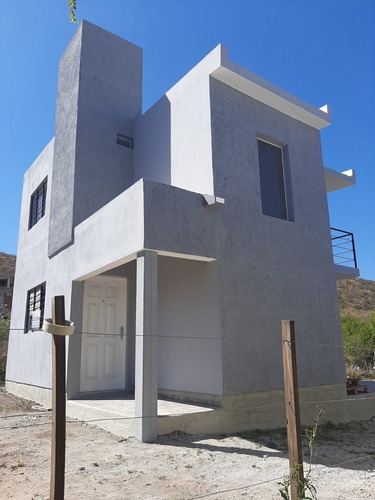 Casa En Venta De 2 Dormitorios En San Roque