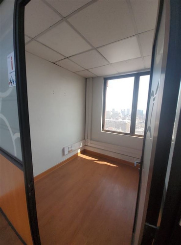 Imagen 9 de 20 de Oficina En Arriendo En Santiago
