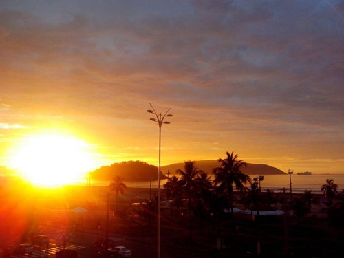 Imagem 14 de 16 de Apartamento 2 Dormitorios Com Vista Para O Mar, Proximo Ao Teleferico, Bancos, Escolas E Muito Mais, Venha Conferir. - Hm2390
