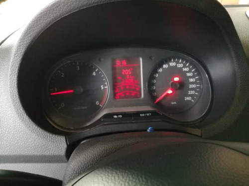 Imagen 7 de 8 de Vw Amarok Tdi Entry 4x2 A/a 2017 Blanco Garantia