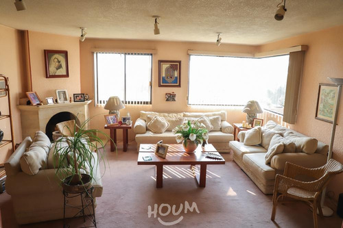 Casa En Lomas De San Mateo, Naucalpan De Juárez Con 3 Habitaciones