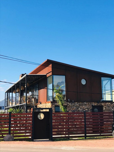 Casa En Alquiler Temporal En Punta Piedras