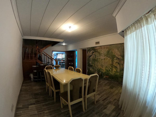 Imagen 2 de 17 de Casa - Villa Lugano -