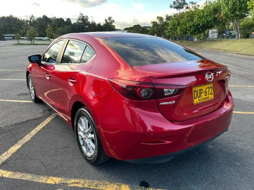 Mazda 3 2.0 Touring