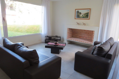 Imagen 6 de 30 de Casa Venta Pinamar Norte 5 Ambientes Garage Doble Losa Radiante Financia/toma Propiedad