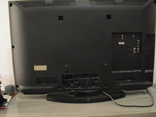 Tv Sony Bravia 32 Pulgadas (pantalla Partida)